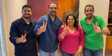 Jordávio Ramos, Adolfo Viana e Anisio Viana recebem apoio de Lúcia do Posto, vereadora de Casa Nova que deixa a base do atual Prefeito