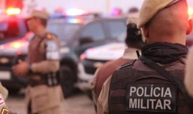 Soldado de folga evita mortes com faca após surto de homem