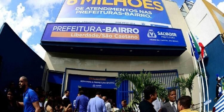 Criminosos invadem prefeitura-bairro e levam geladeira, micro-ondas e botijão