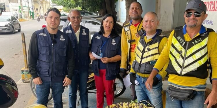 Prefeitura de Juazeiro promove ações de conscientização sobre trânsito seguro para mototaxistas