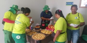 Trabalhadores da limpeza do Mercado do Produtor de Juazeiro são homenageados no Dia do Trabalhador
