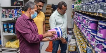 Procon de Juazeiro realiza fiscalização em lojas de tintas e materiais de construção