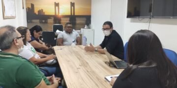 Secretaria de Saúde de Juazeiro e Conselho Municipal da Pessoa com Deficiência reúnem-se para dialogar sobre emissão da carteirinha TEA