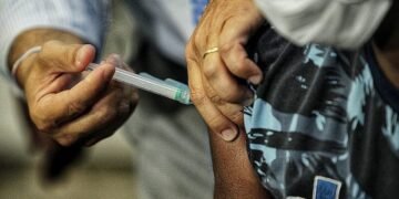 Salvador terá ‘happy hour’ de vacinação nesta quarta-feira (31)