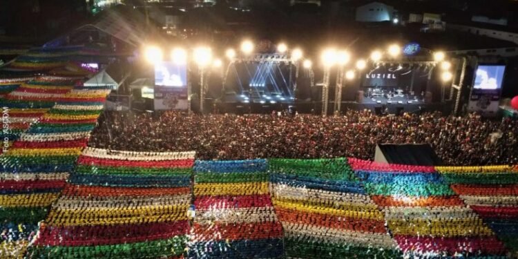 Santo Antônio de Jesus gasta R$ 3 milhões em atrações juninas