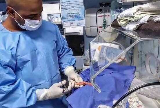 Enfermeiro Cezar Black, ex-BBB, será homenageado pelo Coren-BA na Câmara Municipal de Salvador