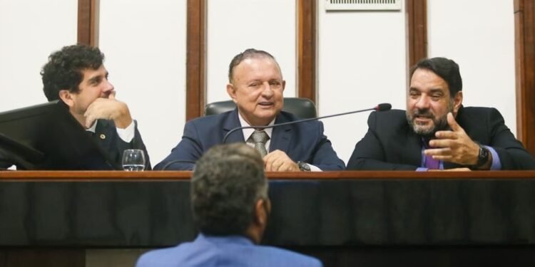 ALBA aprova projeto que dispõe sobre Planserv