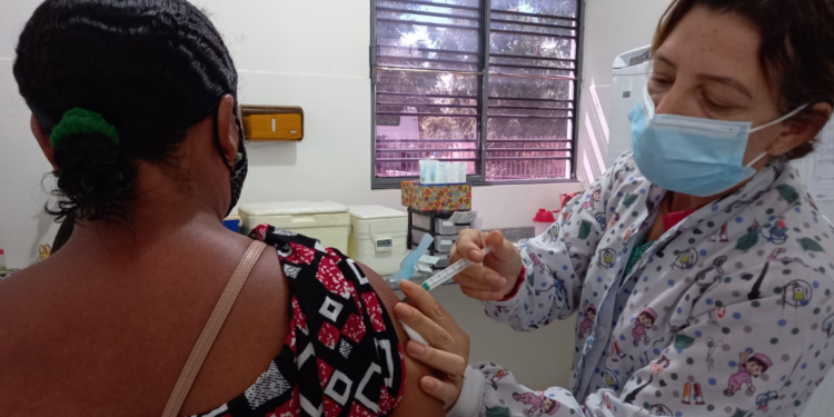 Prefeitura de Juazeiro reforça alerta sobre importância da vacina contra a gripe e organiza “Dia D” pela imunização
