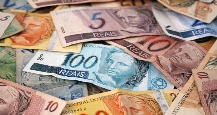 Salário pago na Bahia é o terceiro mais baixo do país