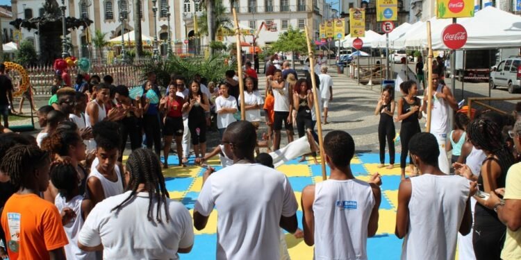 Dia Mundial Contra o Trabalho Infantil é marcado por atividades culturais e artísticas