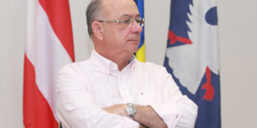 Zé Ronaldo é denunciado por superfaturamento em contratos na saúde