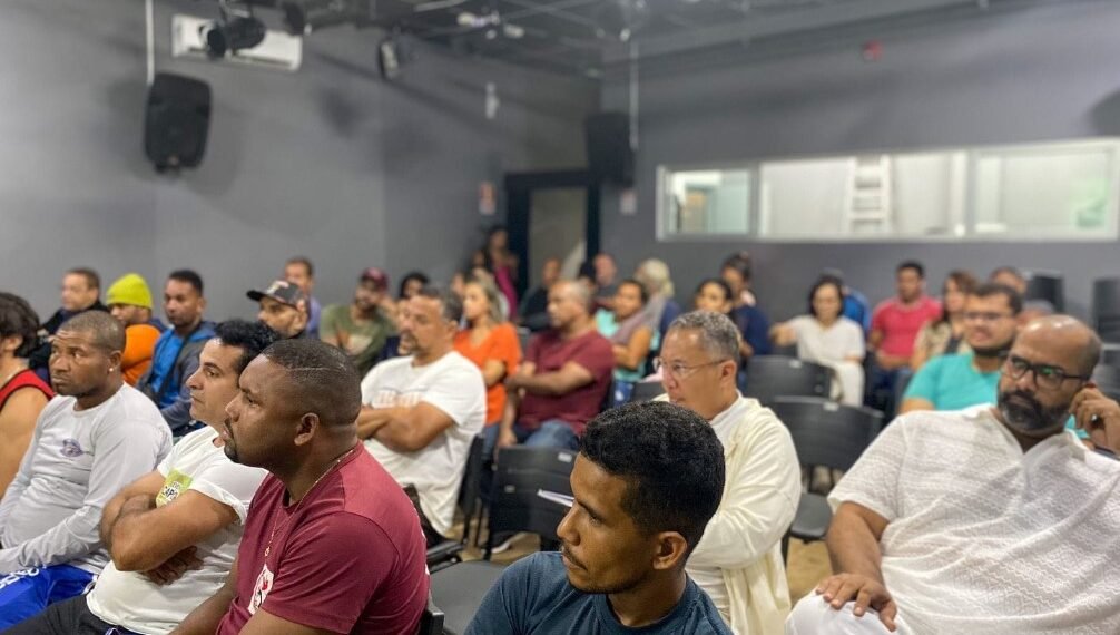 Prefeitura de Eunápolis orienta contemplados pela Lei Aldir Blanc