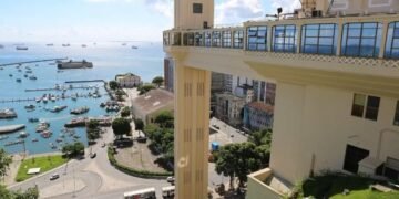 Usuários assaltados no Elevador Lacerda, em Salvador