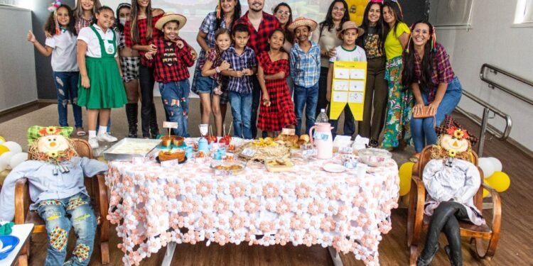 Escola de Juazeiro realiza café junino inclusivo para estudantes com autismo