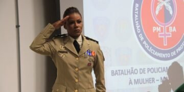 Conheça a primeira mulher a comandar um batalhão na história da PMBA