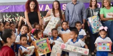 Creches e pré-escolas municipais recebem brinquedos pedagógicos