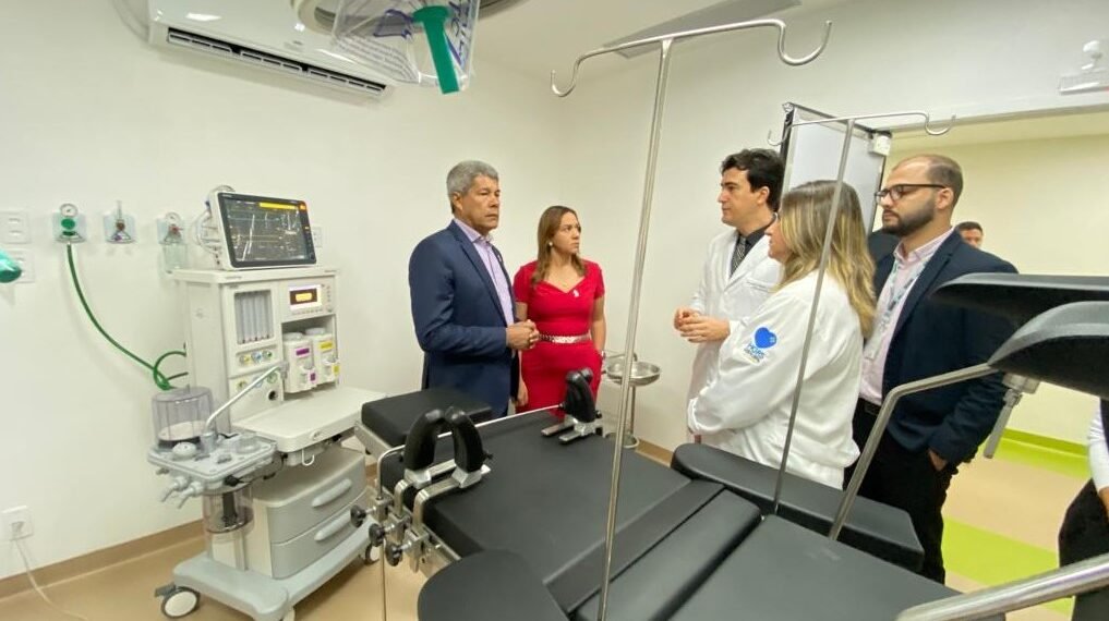 Governo abre unidade de oncohematologia no Hospital Roberto Santos e zera fila de pacientes na regulação dessa especialidade