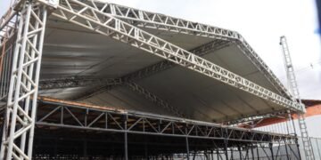 Prefeitura de Juazeiro inicia montagem da estrutura do Santo Antônio das Tradições 2023