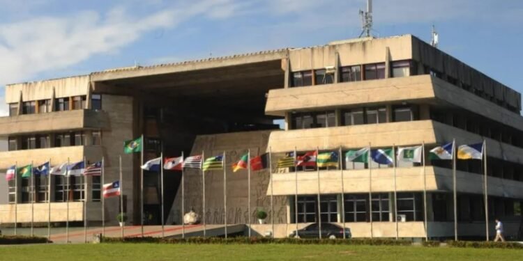 Deputados estaduais terão 40 dias de férias e só voltam em agosto