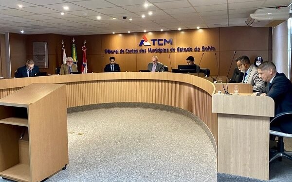TCM suspende aquisição de kits de robótica