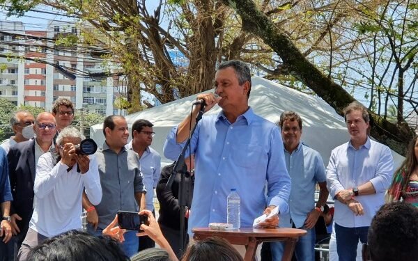 Em Feira de Santana, Rui Costa anuncia lançamento do Novo PAC no fim do mês