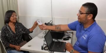 Prefeitura faz emissão de carteiras para pessoas com autismo