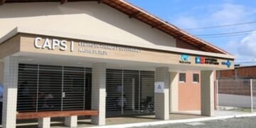 Homens invadem e tocam fogo dentro de Caps em Madre de Deus