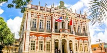 PF cumpre mandados na prefeitura municipal de Ilhéus