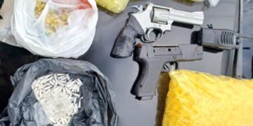 Munições de fuzil, simulacros e drogas são apreendidos pelo Batalhão Gêmeos