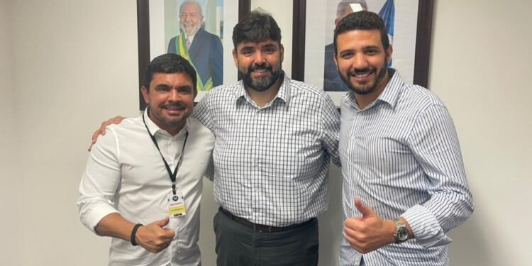 Prefeito de Itanagra, Marcus Sarmento, solicita benefícios para Itanagra junto ao Governo do Estado