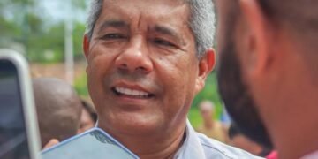 "É bom ser o fiel da balança quando temos pratos de peso", disse Jerônimo sobre seu papel em decidir o nome que disputará a eleição do ano que vem - Foto: Divulgação