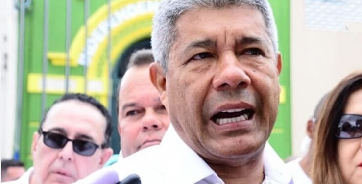 Jerônimo critica ACM Neto por ausência no 2 de Julho