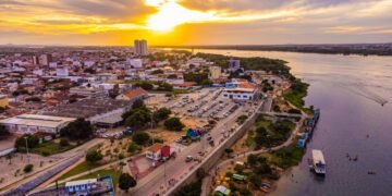 Artistas locais animam final de semana em palcos à beira do Rio São Francisco na Orla II