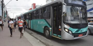 Após três anos, Colbert autoriza aumento dos ônibus em Feira