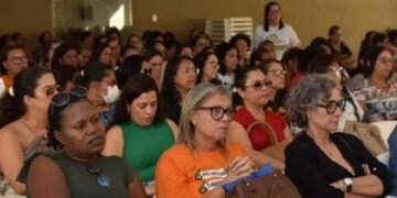 Proposta propõe aplicação de 2/3 do percentual instituído pela União para o Piso do ano de 2023 (9,97%), dividido em 5 parcelas - Foto: Divulgação | APLB