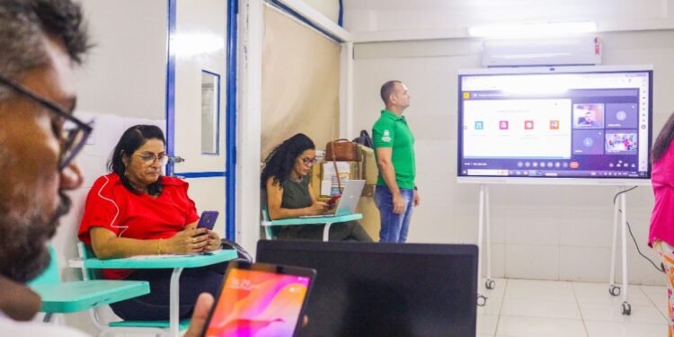 Gestão Suzana Ramos investe em tecnologia e conquista avanços na educação municipal