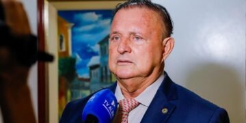 Presidente Adolfo Menezes defende prisão de agressores do ministro Alexandre de Moraes e de seu filho