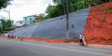 Prefeitura de Simões Filho promove intervenção na Avenida Elmo Serejo de Farias para garantir segurança e bem-estar