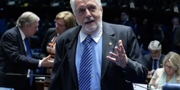 “No Senado recolocamos”, diz Wagner sobre benefícios fiscais a BYD