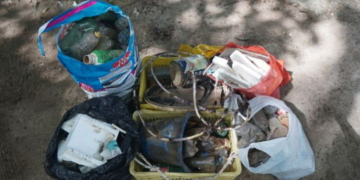 Ação em Mar Grande retira mais de 200 kg de lixo do fundo do mar