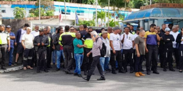 Servidores municipais de Salvador fazem manifestação e pedem criação de plano de carreira