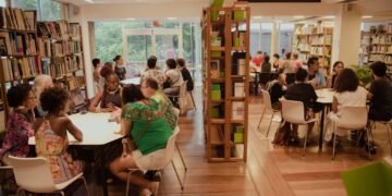 Biblioteca de Dança [Foto por Lorena Vinturini] (3).jpg