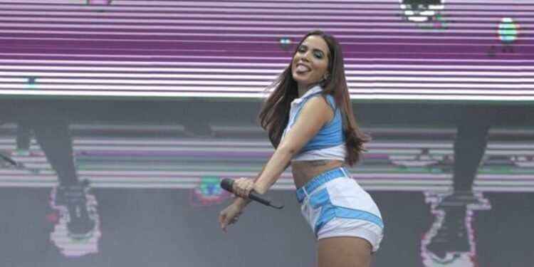 Anitta. Crédito: Arisson Marinho/CORREIO