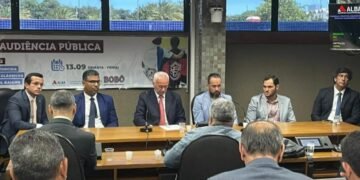 Retorno da torcida mista é debatido com autoridades na Assembleia Legislativa - Foto: Marcos Valença / Agência A TARDE
