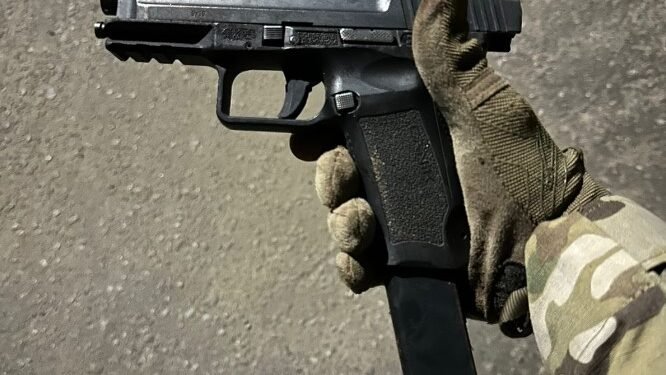 Pistola e revólver são apreendidos com integrantes de bonde que agiu em Valéria