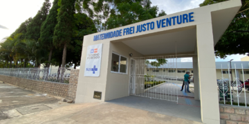 Banho de ofurô está entre as terapias oferecidas aos recém-nascidos