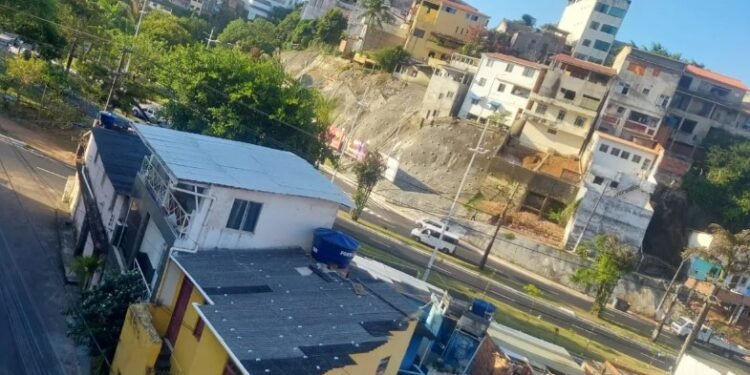 Falta de abastecimento de água acontece na rua Miguel Lemos, no bairro da Federação - Foto: Cidadão Repórter | Via WhatsApp