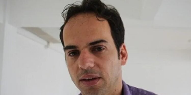 Gestor foi acusado de apresentar notas de abastecimento de ônibus escolar, que já tinha sido retirado de circulação desde 2017 - Foto: Reprodução