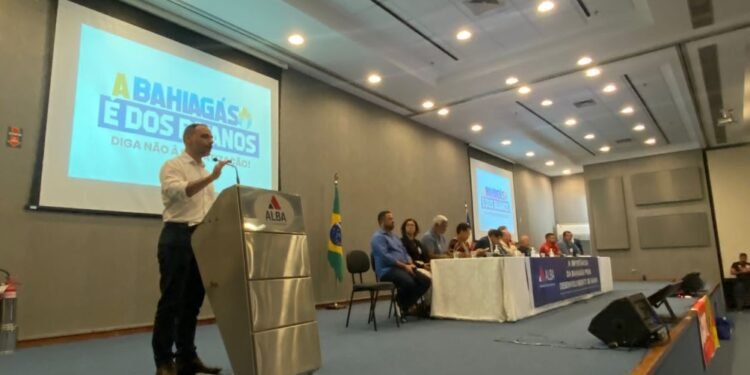 Augusto Vasconcelos reafirma luta contra a Privatização da Bahiagás