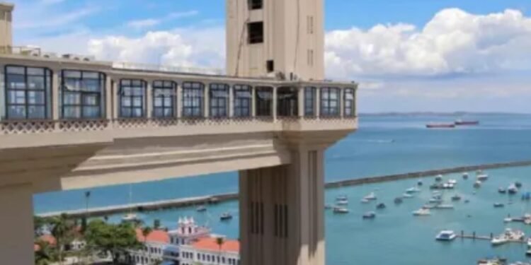 Elevador Lacerda é um dos principais pontos turísticos de Salvador. Foto: Valter Pontes/ SECOM
